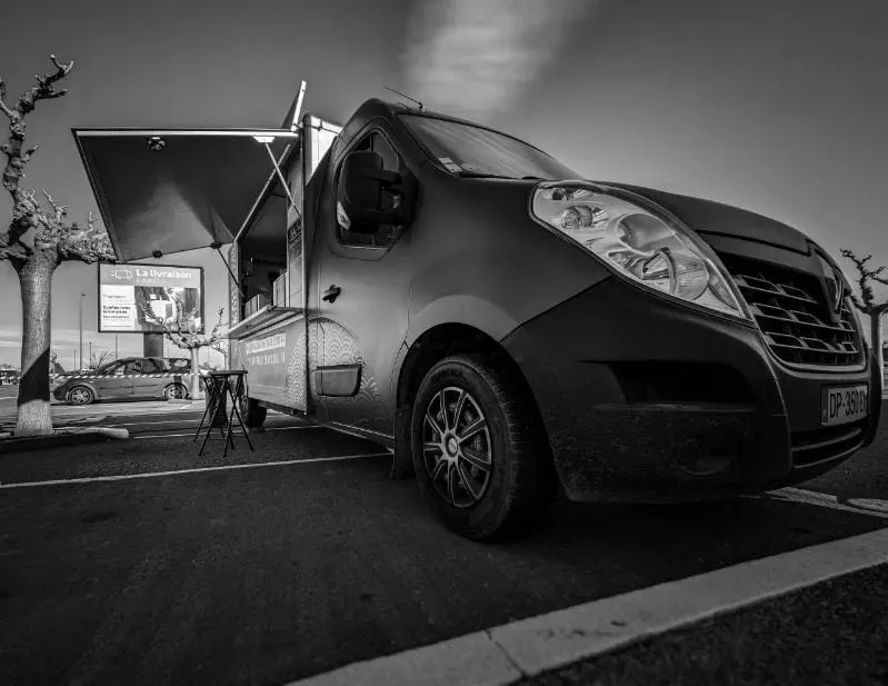 Food truck marché nocturne à Perpignan